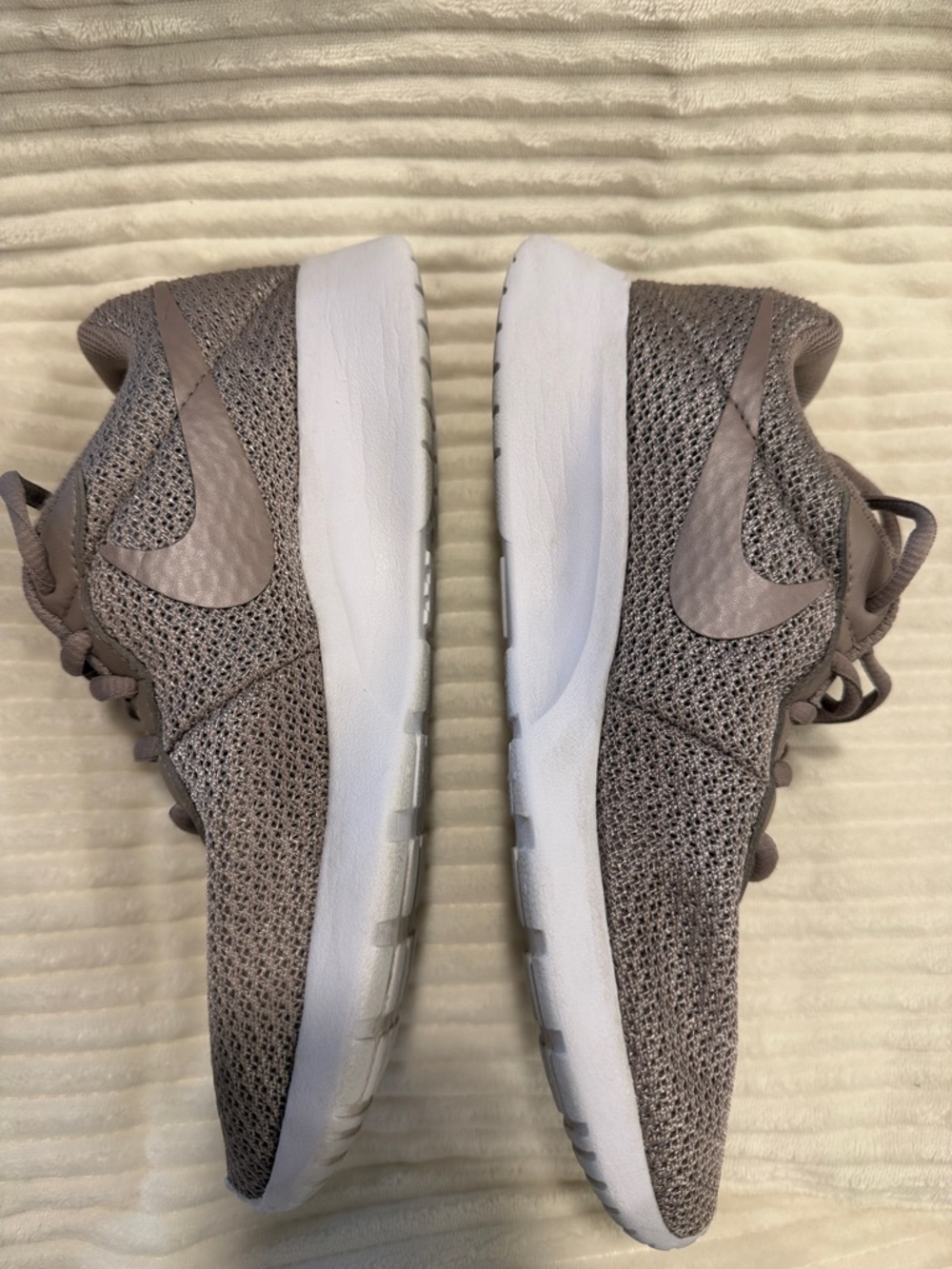 Nike Tanjun Amethyst Ash/white sneaker - Picture 2 of 5